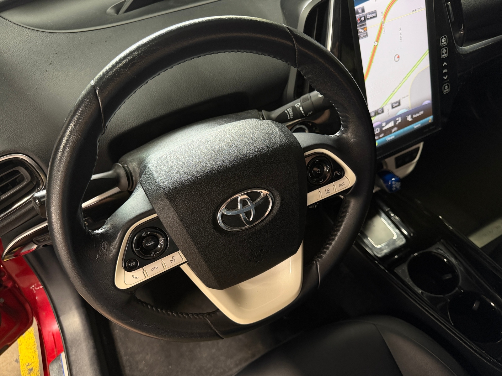 Thumbnail: 2017 Toyota Prius Prime - 5