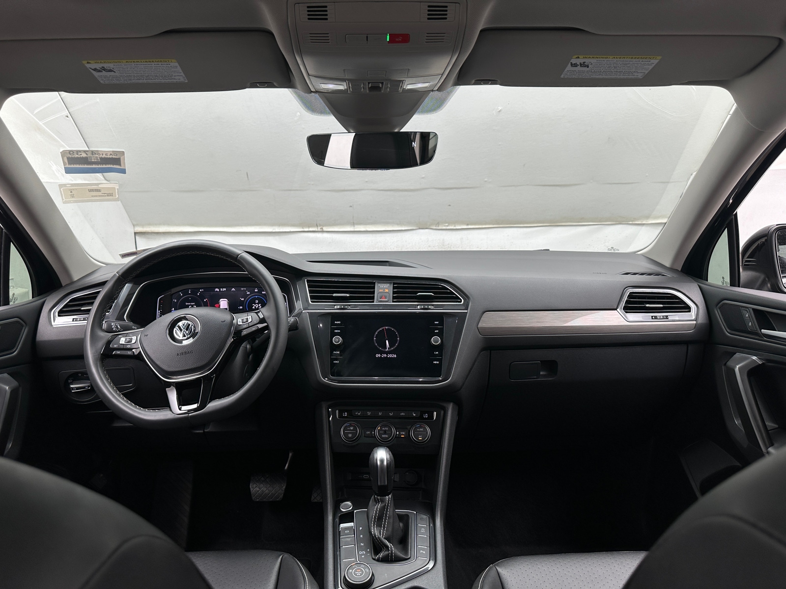 Thumbnail: 2021 Volkswagen Tiguan - 3