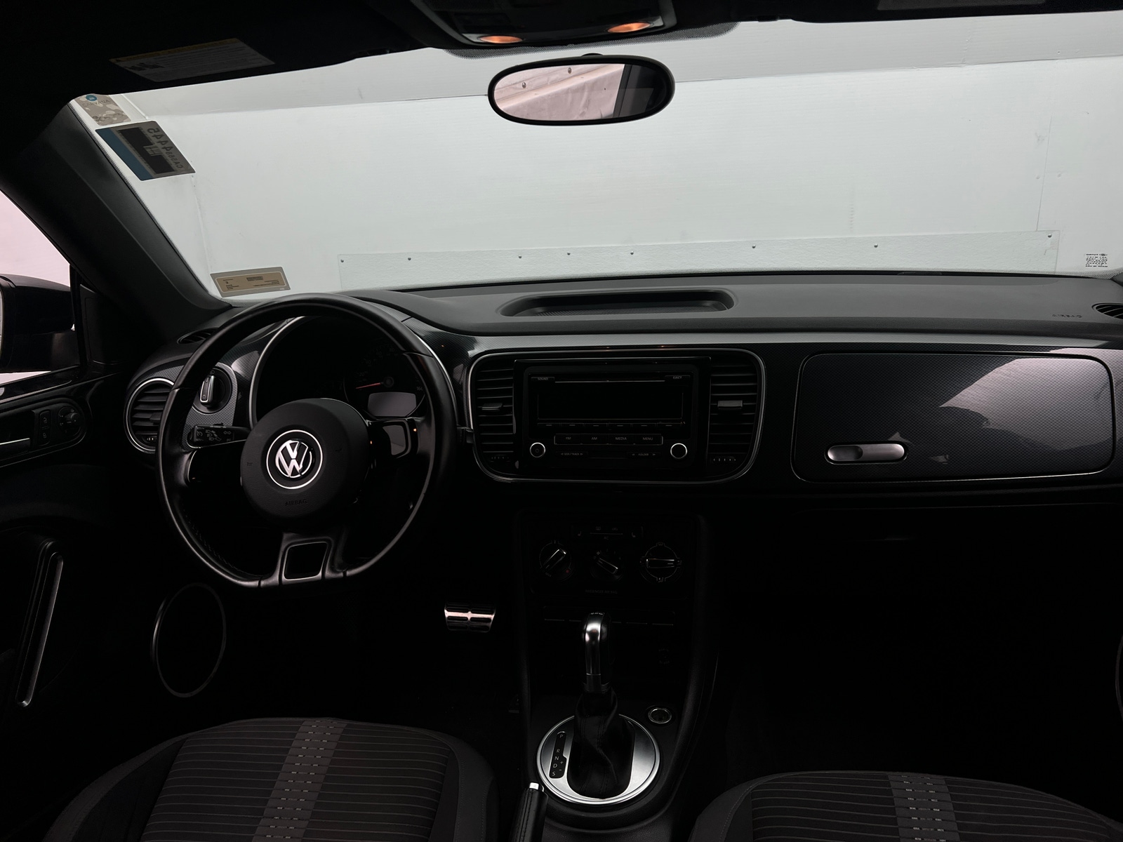 Thumbnail: 2012 Volkswagen Beetle - 3