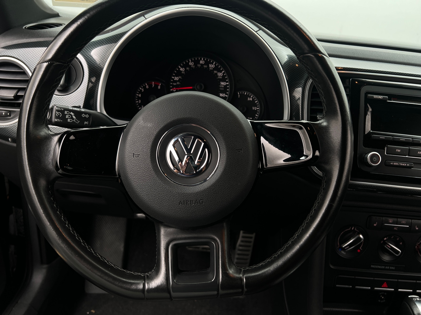 Thumbnail: 2012 Volkswagen Beetle - 5
