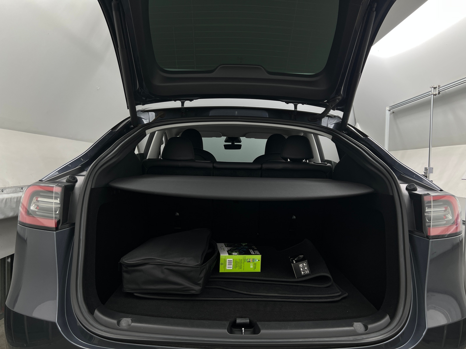Thumbnail: 2023 Tesla Model Y - 6