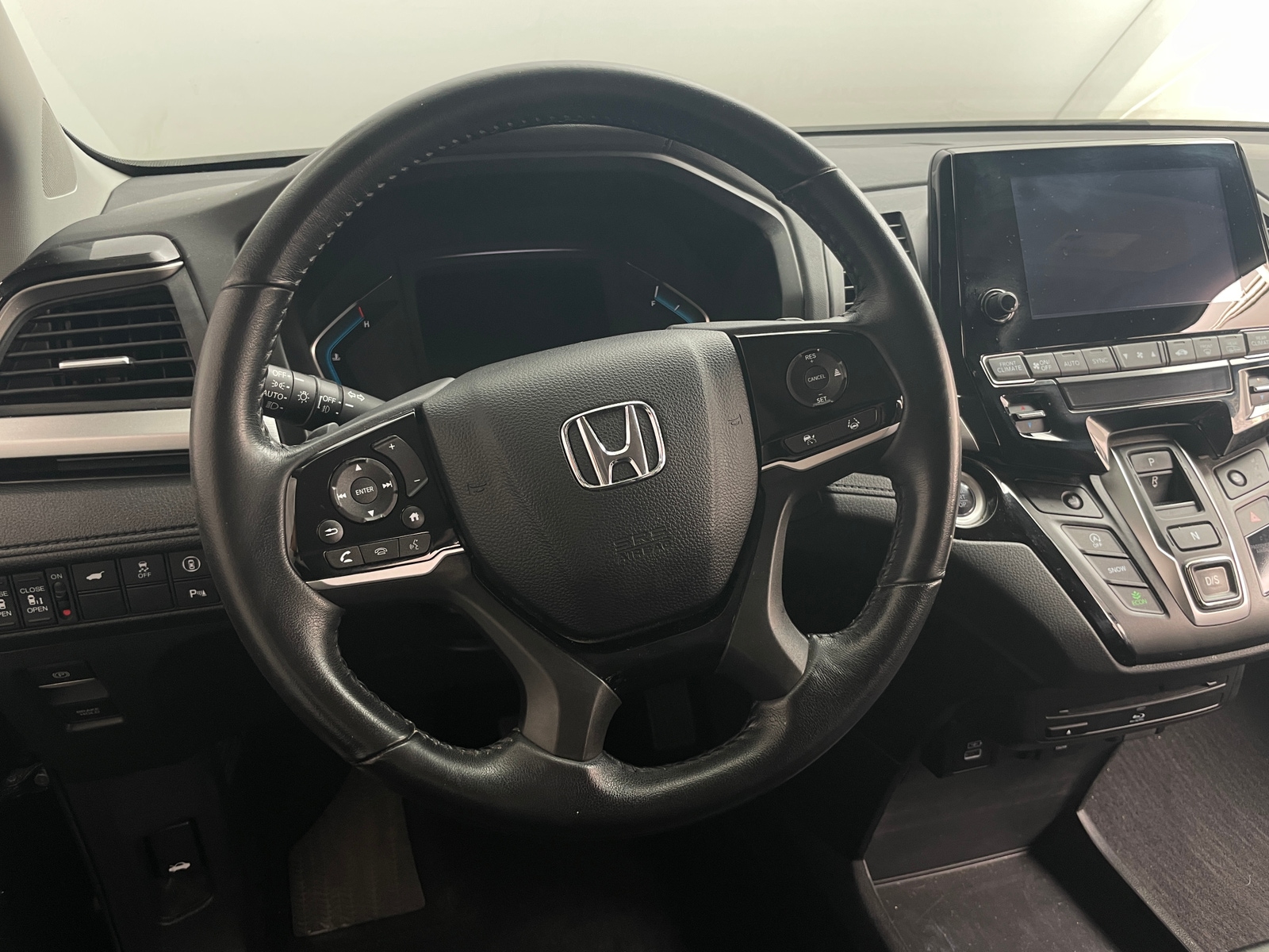 Thumbnail: 2023 Honda Odyssey - 4