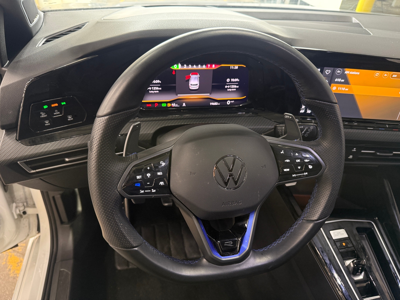 Thumbnail: 2024 Volkswagen Golf - 4