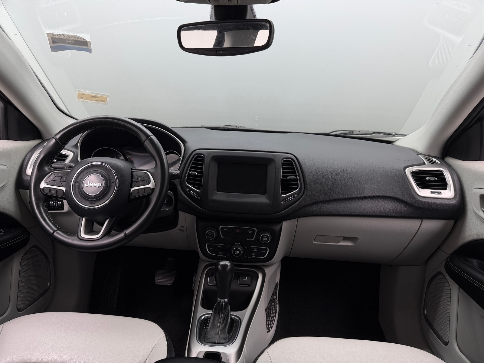 Thumbnail: 2019 Jeep Compass - 3