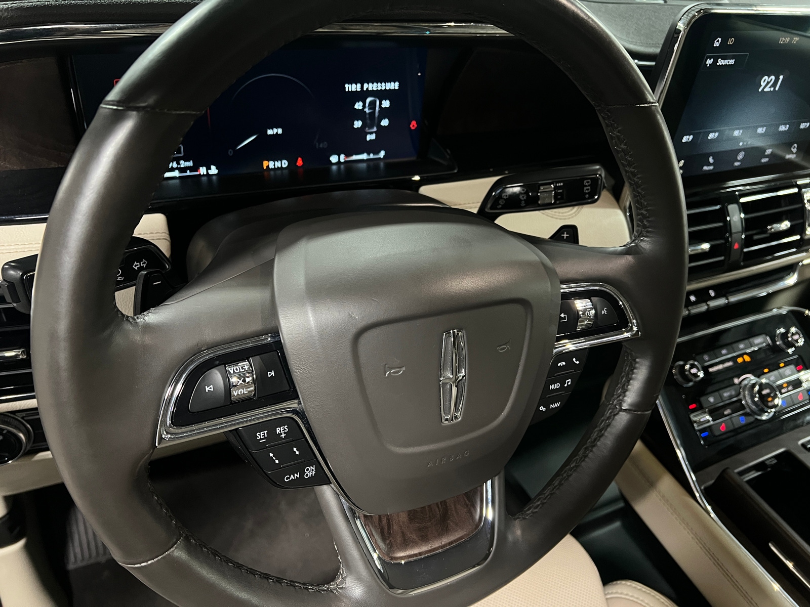 Thumbnail: 2020 Lincoln Navigator - 4