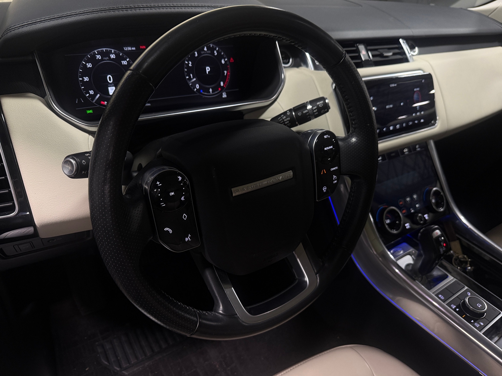 Thumbnail: 2020 Land Rover Range Rover Sport - 4