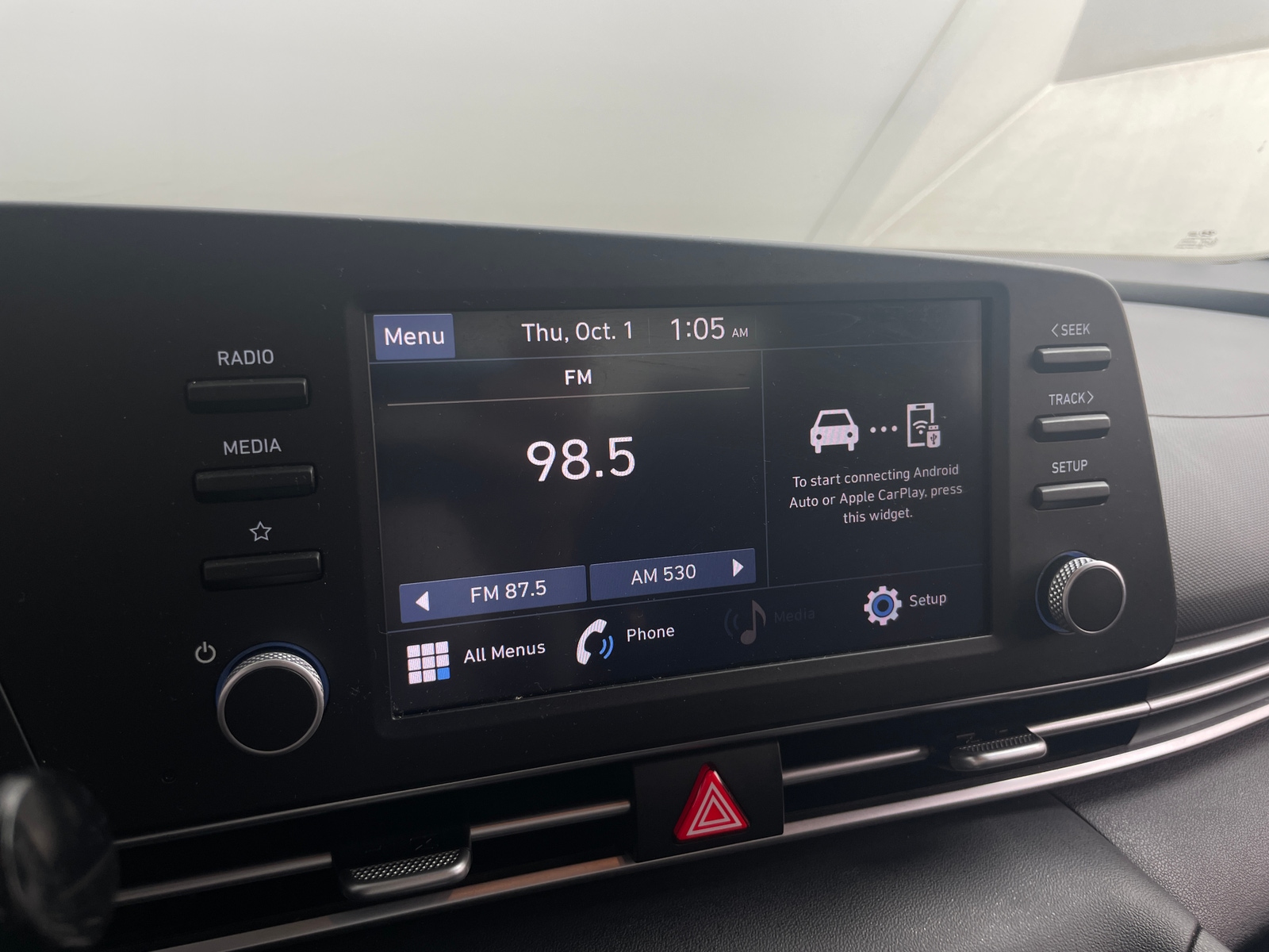 Thumbnail: 2023 Hyundai Elantra - 4