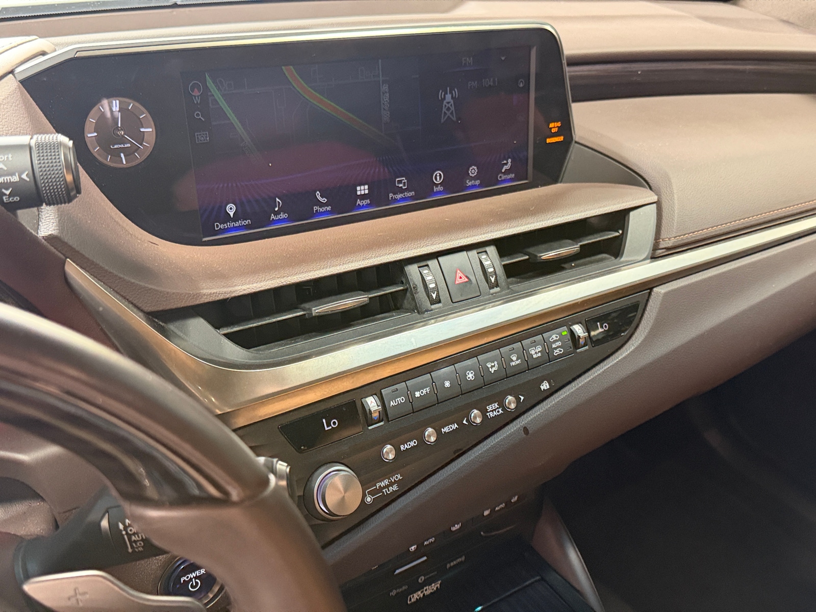 Thumbnail: 2021 Lexus ES - 3
