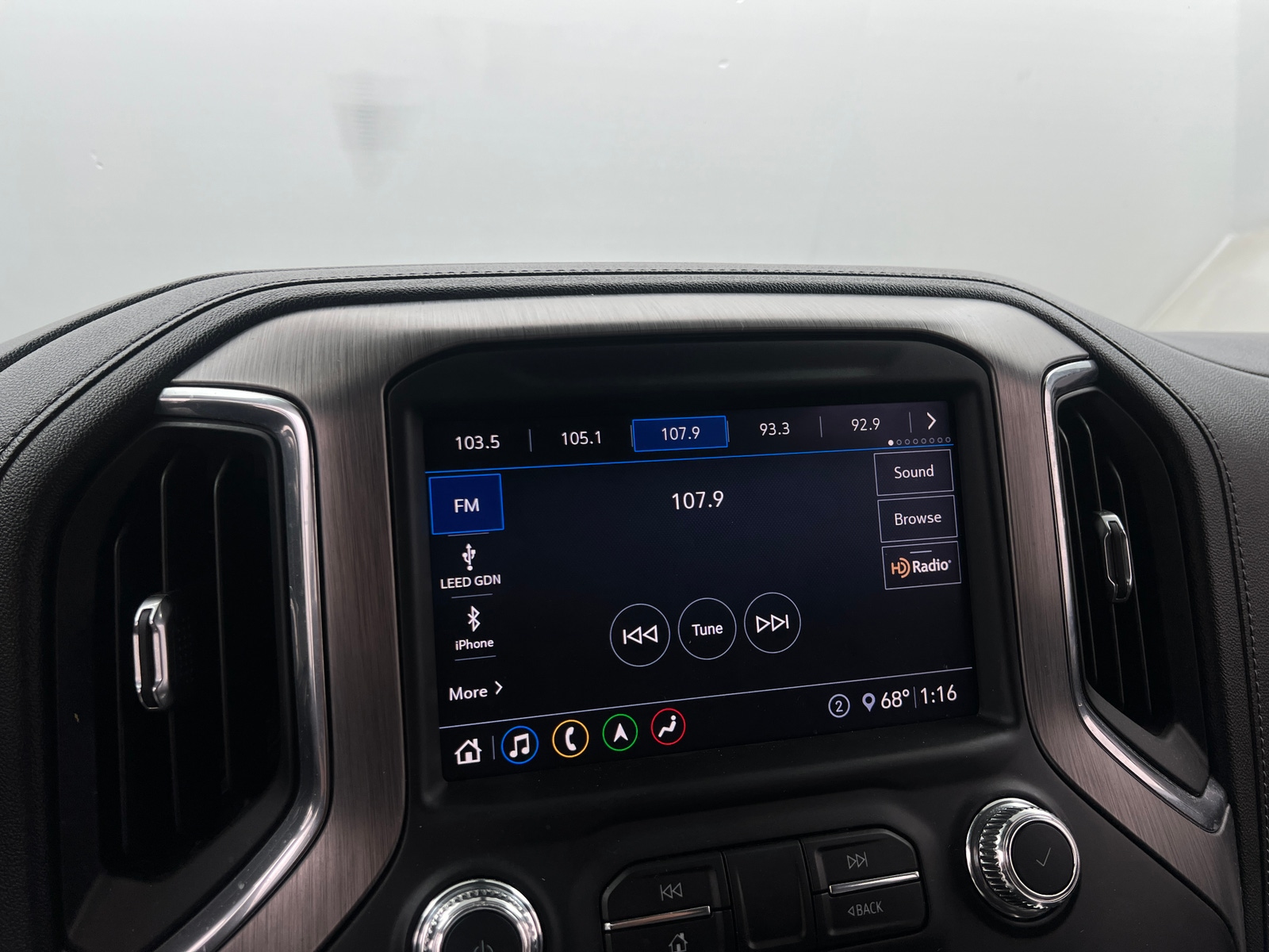Thumbnail: 2020 GMC Sierra 1500 - 3