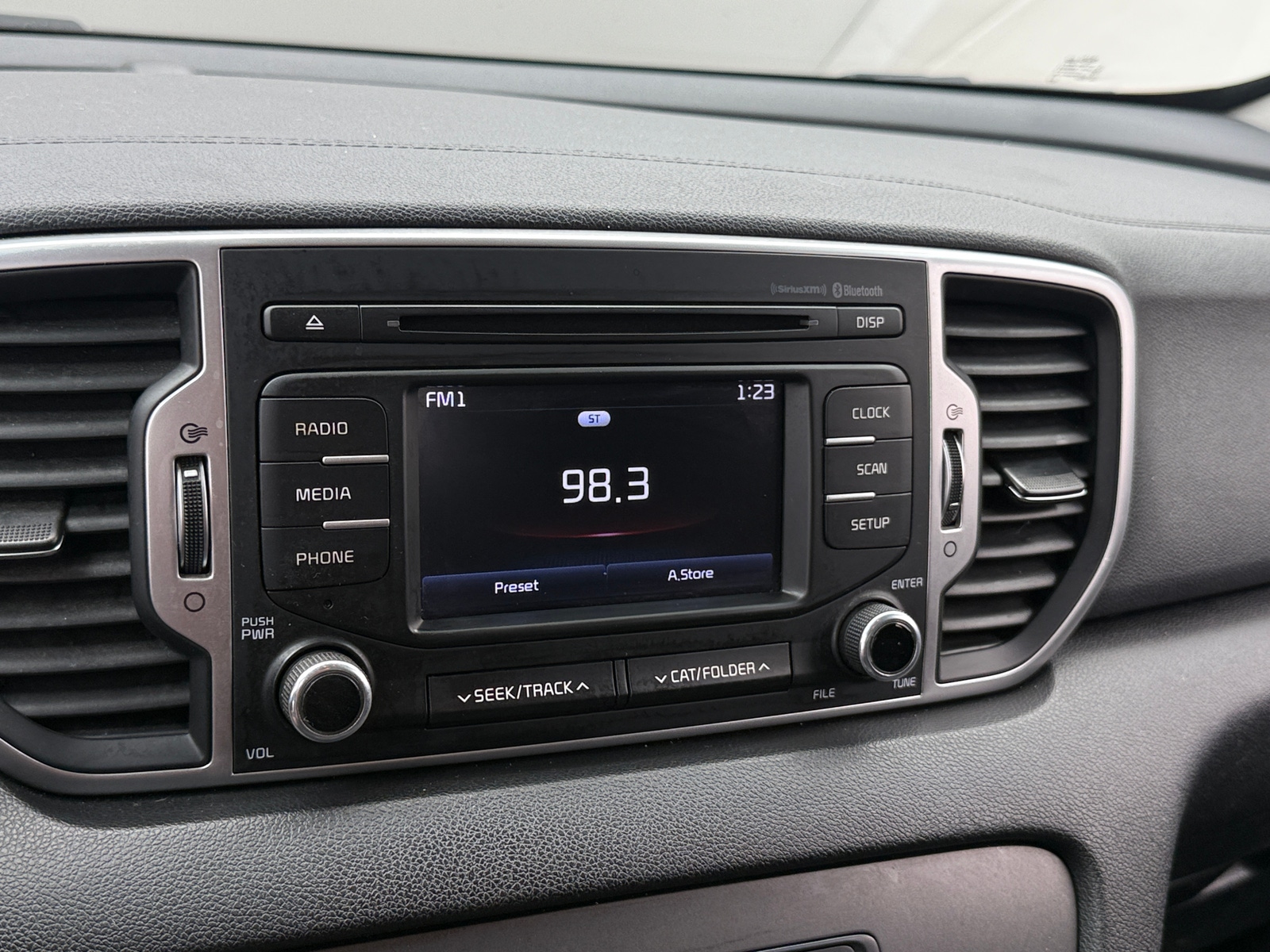 Thumbnail: 2019 Kia Sportage - 4
