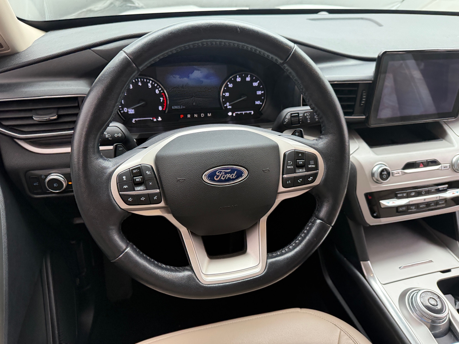 Thumbnail: 2020 Ford Explorer - 4