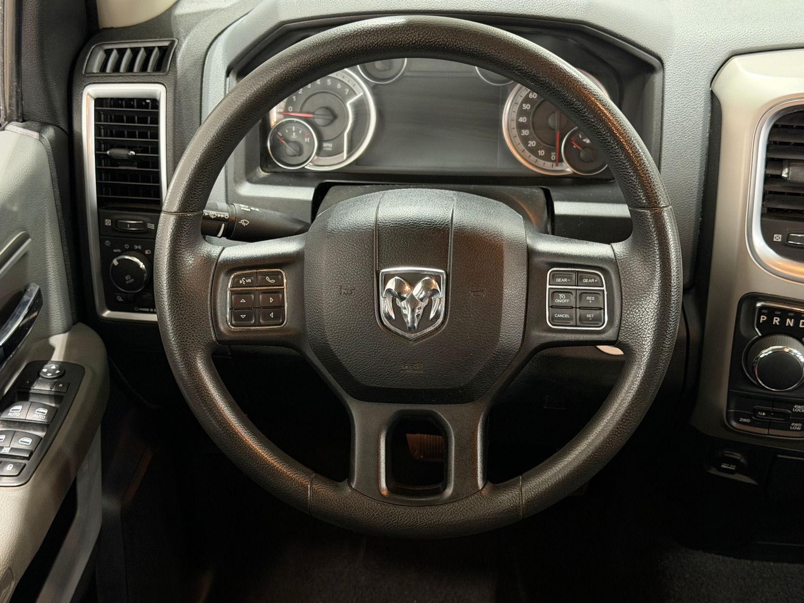 Thumbnail: 2020 RAM 1500 Classic - 5