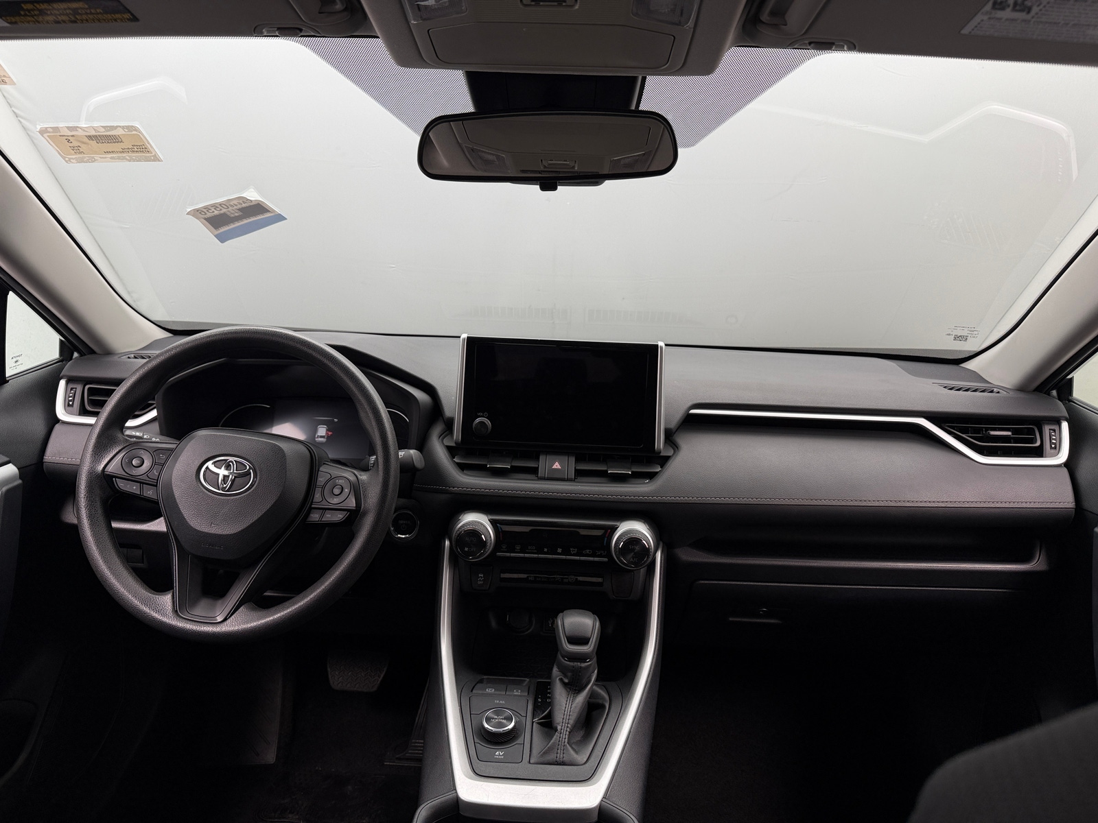 Thumbnail: 2025 Toyota RAV4 - 3