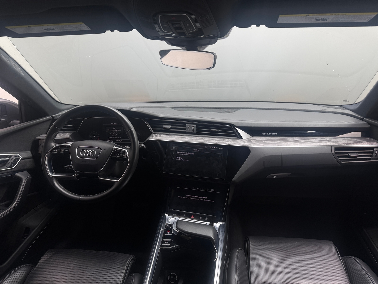 Thumbnail: 2019 Audi e-tron - 3