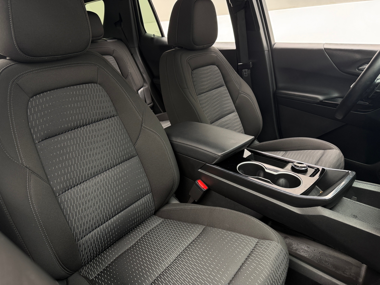 Thumbnail: 2026 Chevrolet Equinox - 2