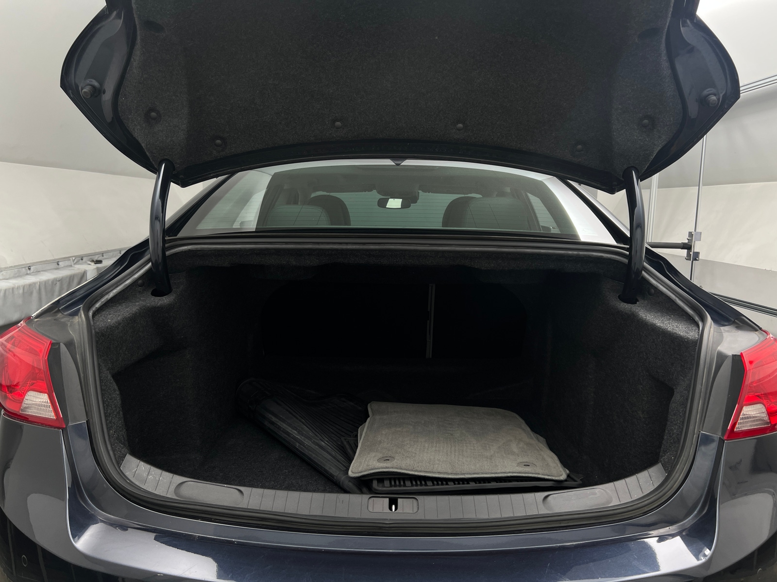 Thumbnail: 2014 Chevrolet Impala - 6