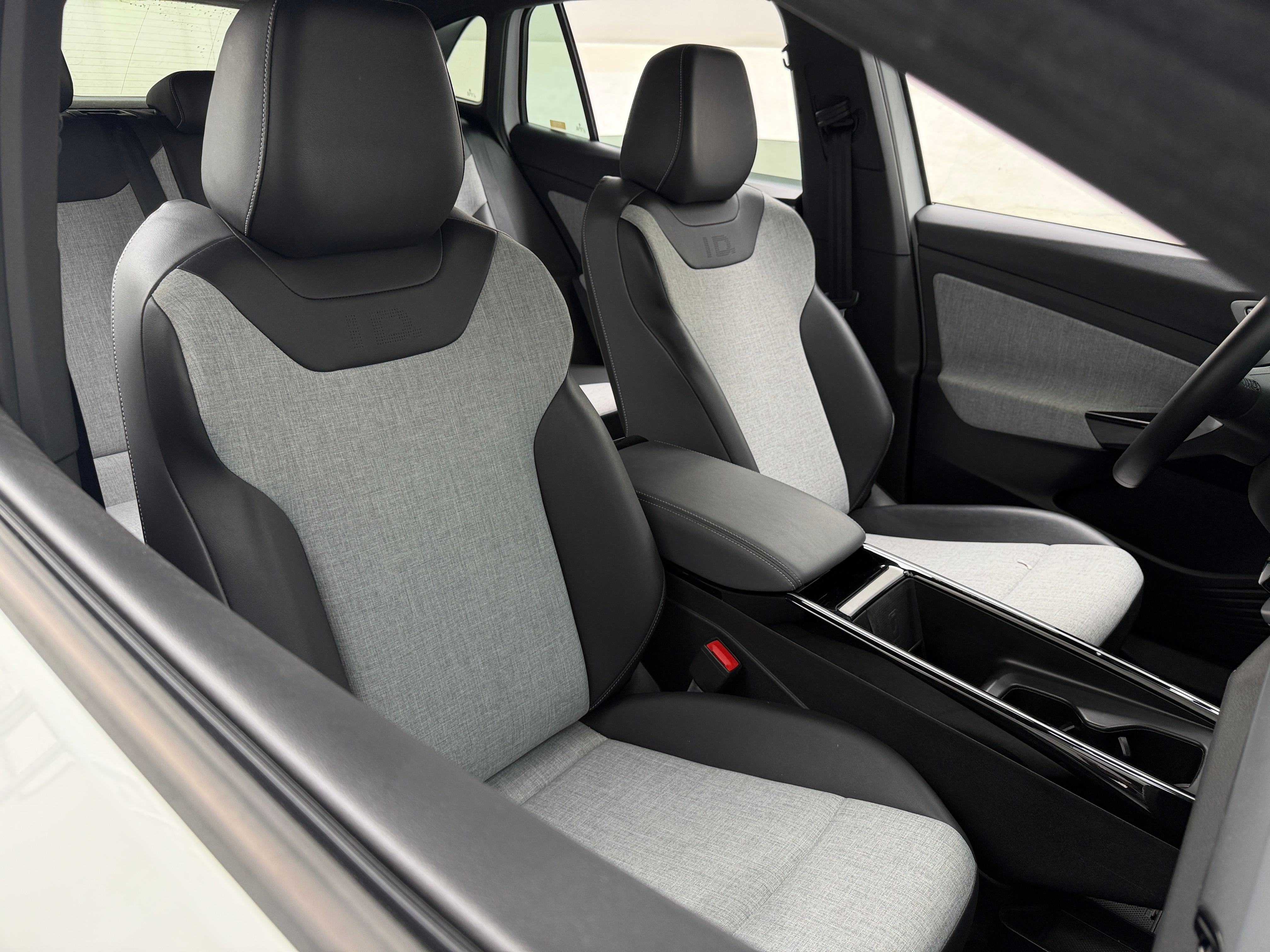 Used 2023 Volkswagen ID.4 PRO with VIN 1V2CMPE89PC022224 for sale in Auburn, WA