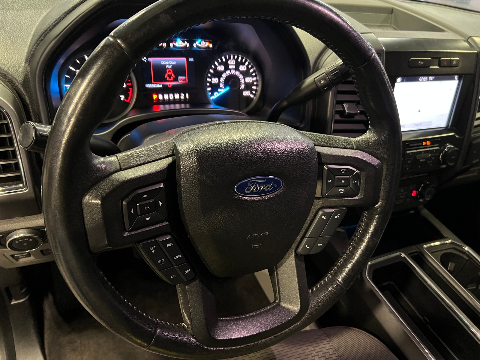 Thumbnail: 2017 Ford Econoline - 5