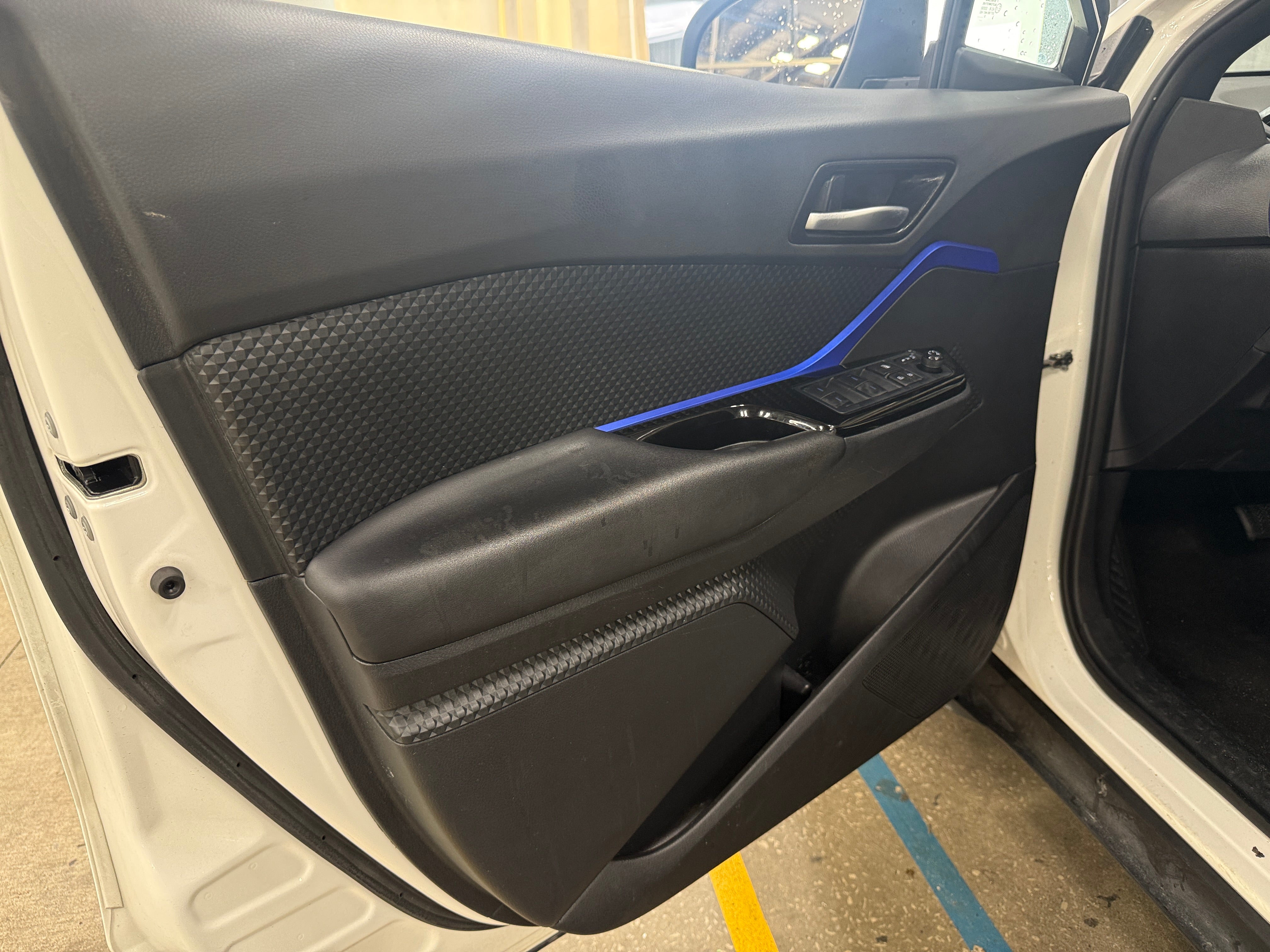 2020 Toyota C-HR XLE