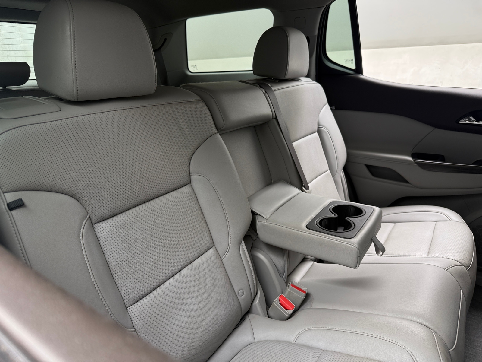 Thumbnail: 2023 GMC Acadia - 5