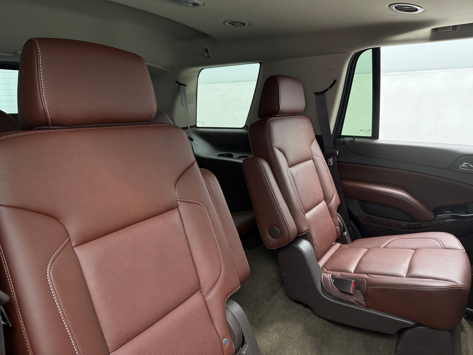 Thumbnail: 2017 Chevrolet Tahoe - 5