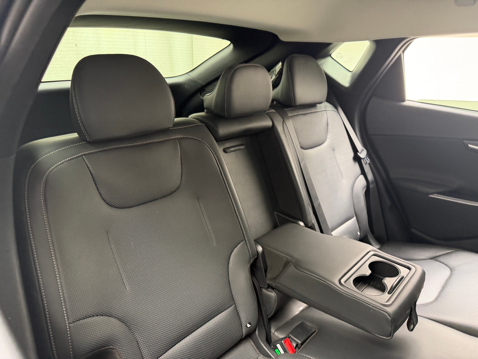 Thumbnail: 2022 Kia EV6 - 5