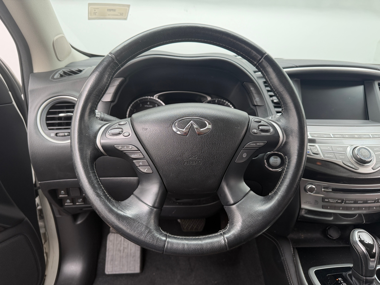 Thumbnail: 2017 INFINITI QX60 - 4