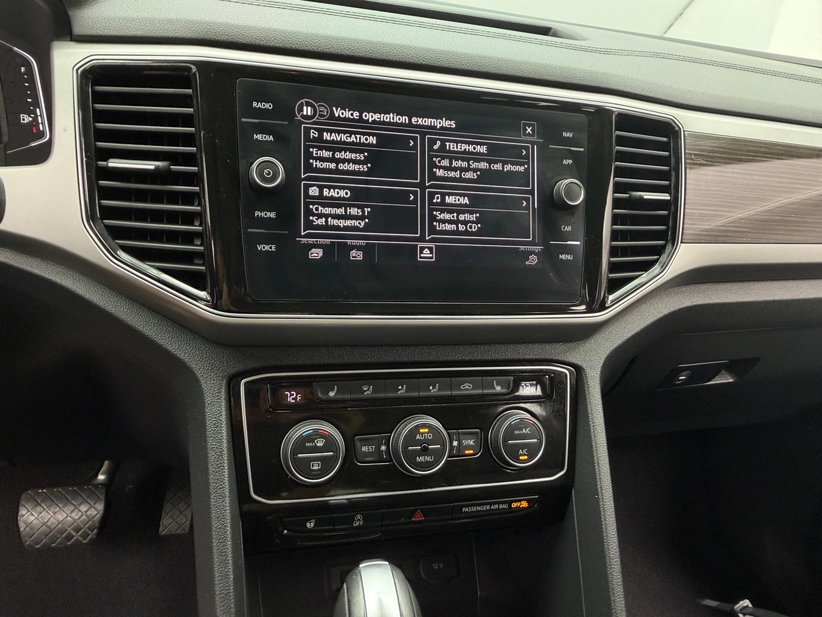 Thumbnail: 2019 Volkswagen Atlas - 4