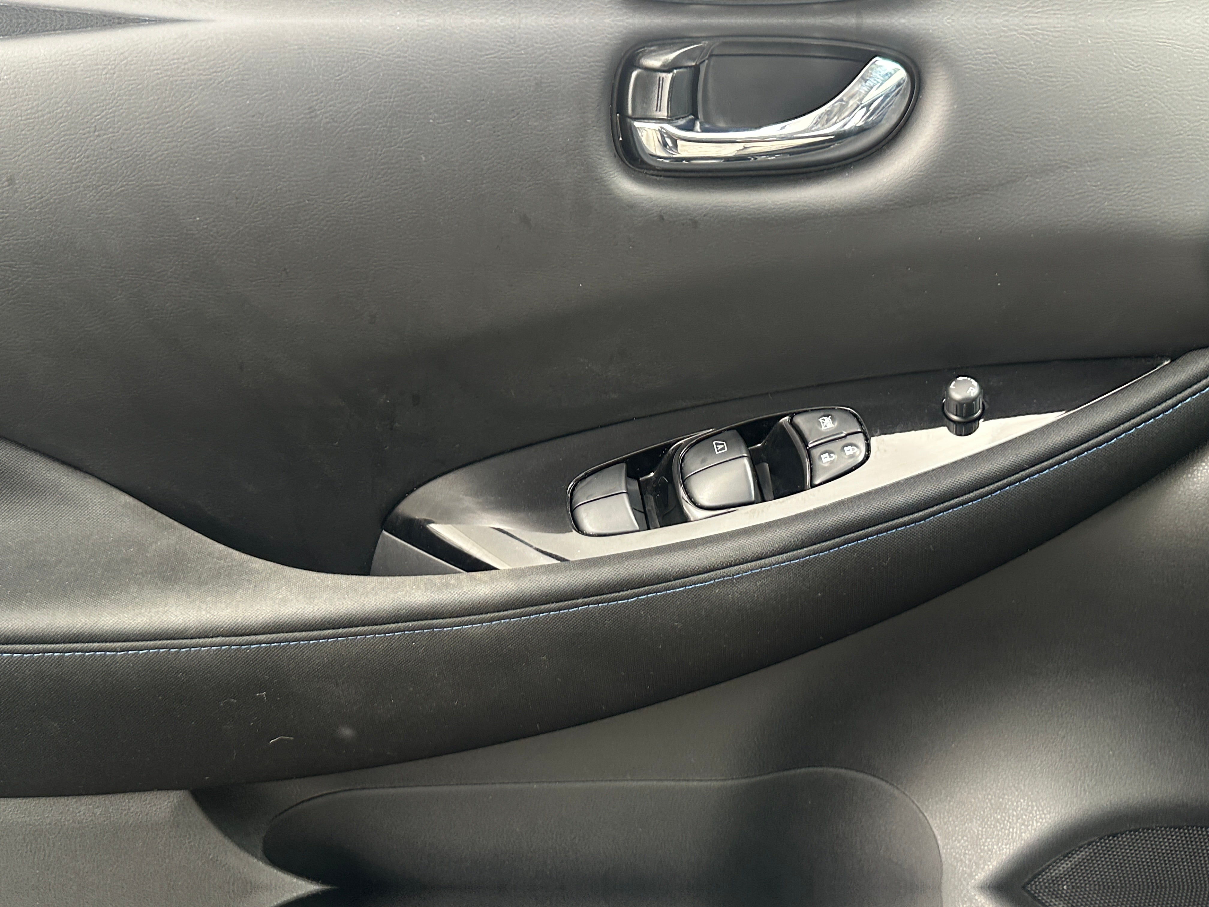 Used 2020 Nissan Leaf SV with VIN 1N4AZ1CP5LC306841 for sale in Auburn, WA