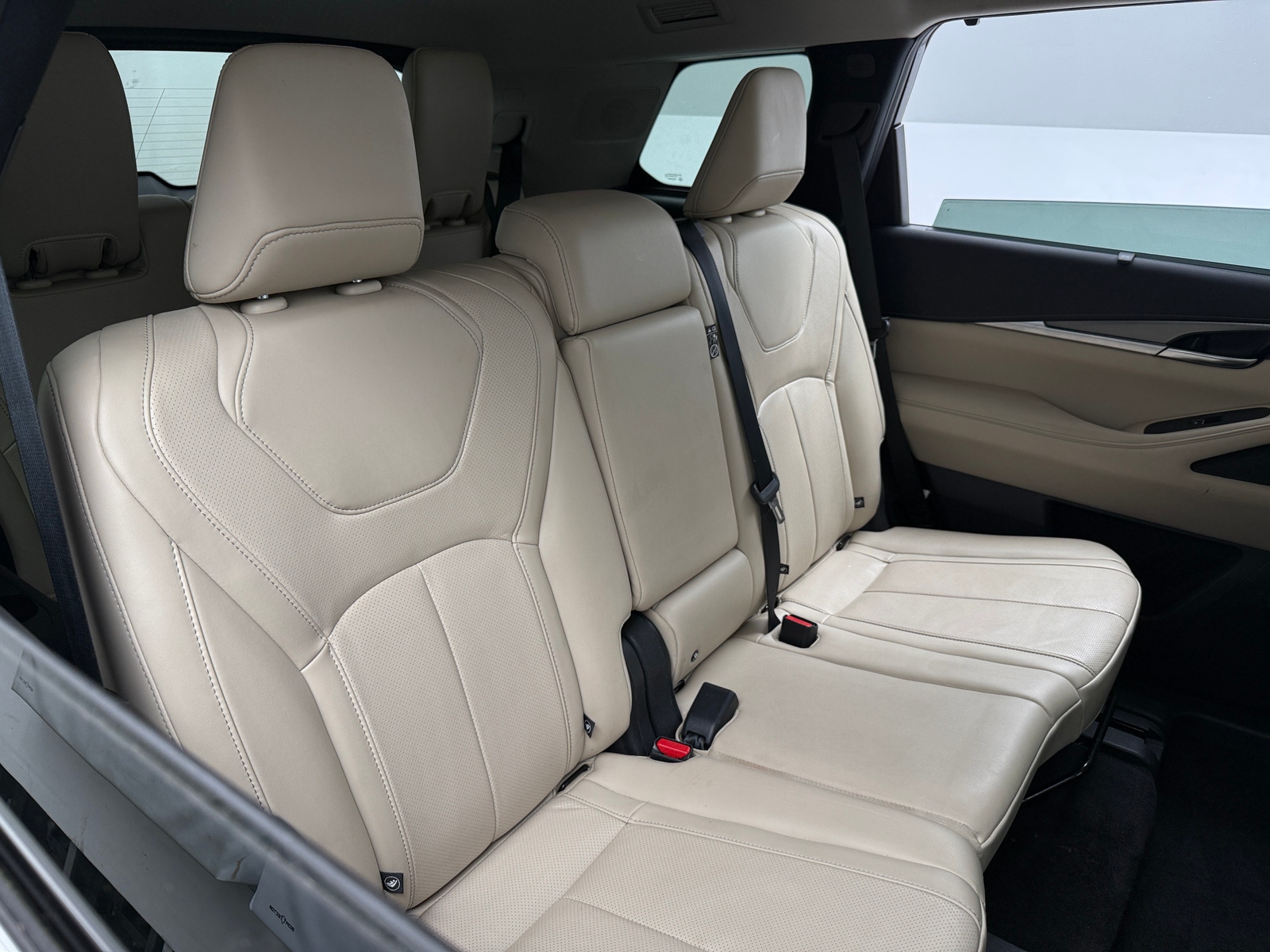 Thumbnail: 2023 INFINITI QX60 - 5