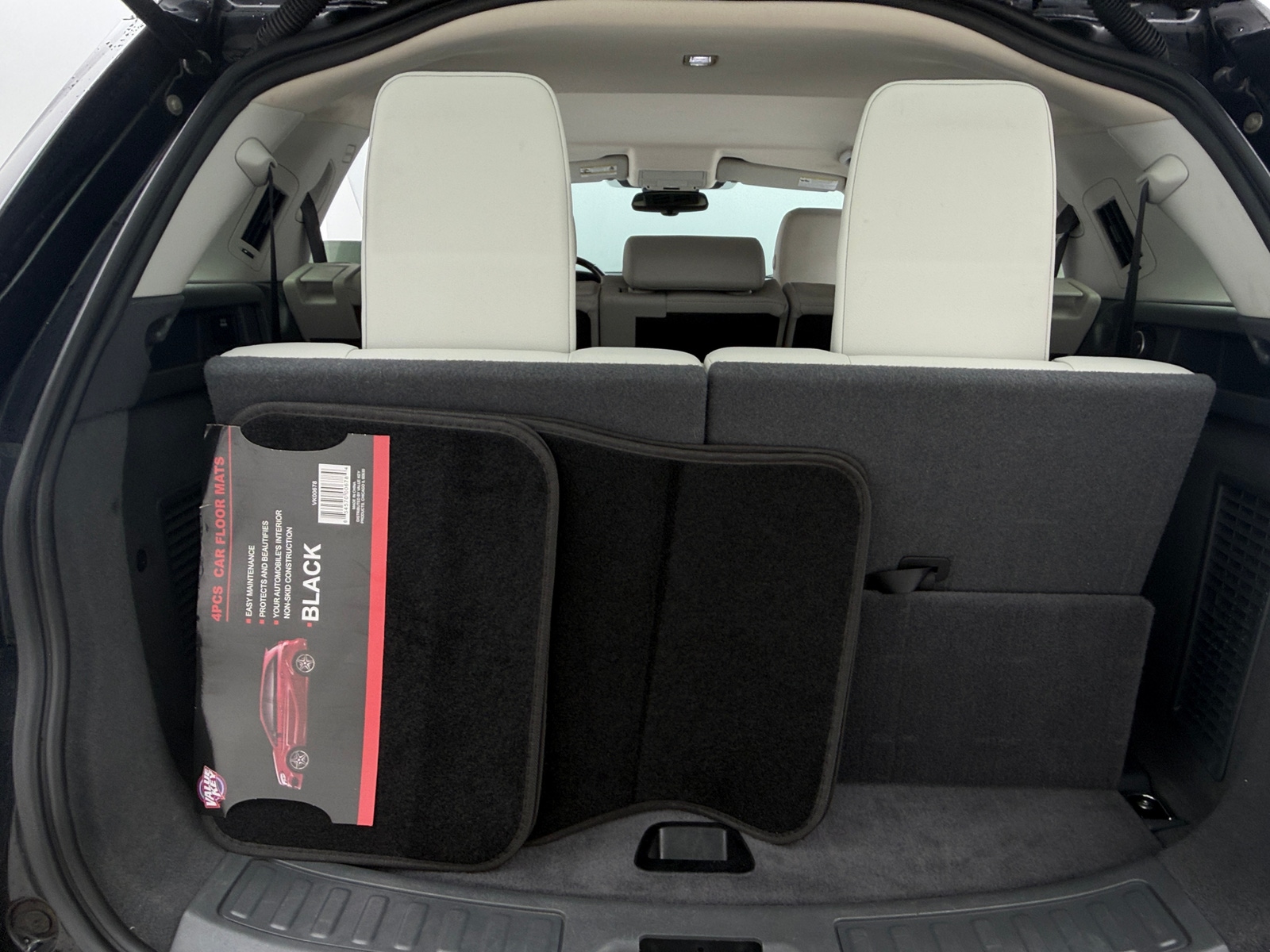 Thumbnail: 2015 Land Rover Discovery Sport - 7