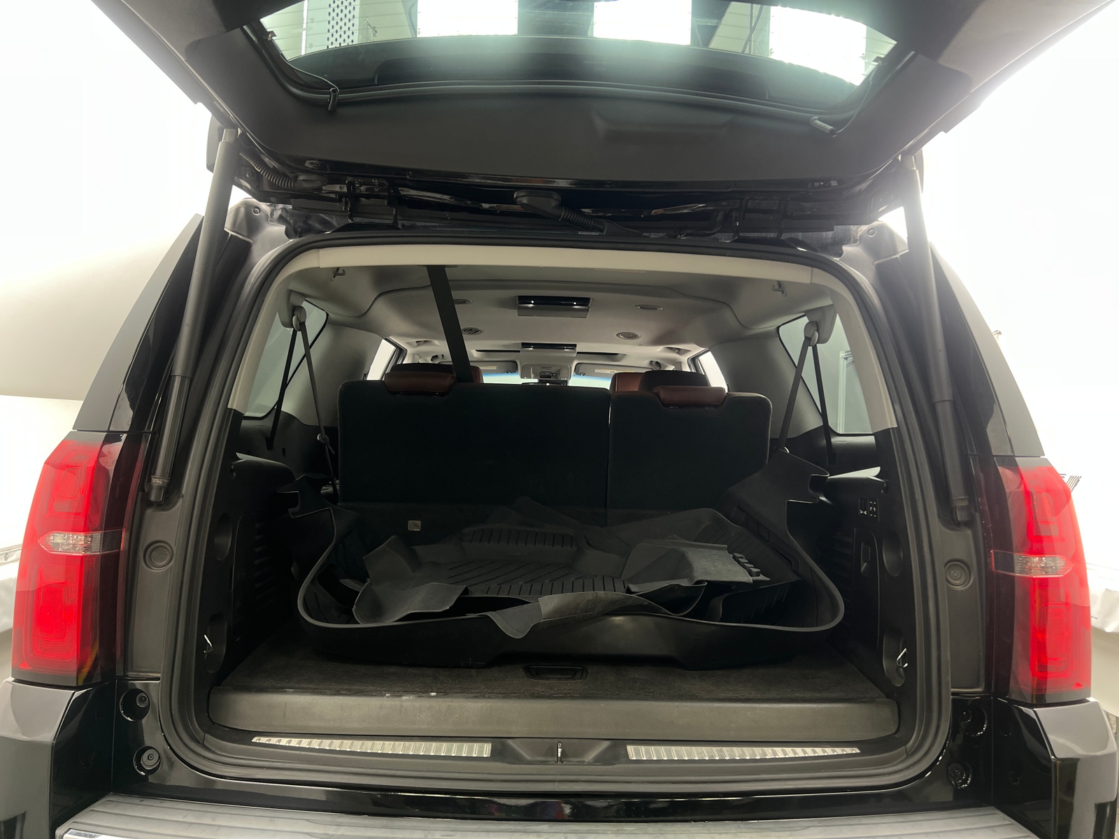 Thumbnail: 2019 Chevrolet Suburban - 6