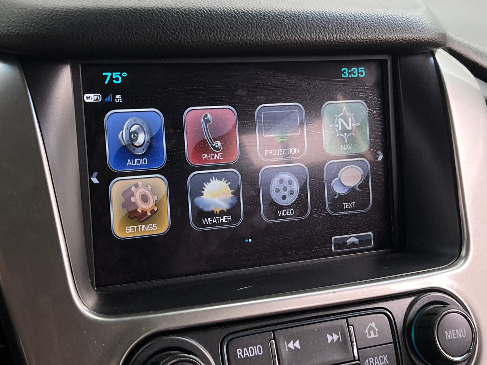 Thumbnail: 2019 Chevrolet Suburban - 3