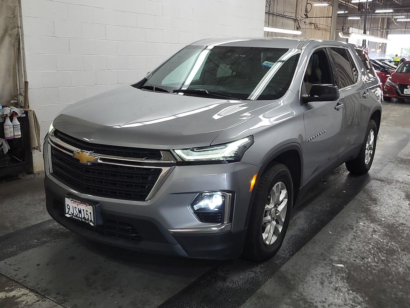 2023 Chevrolet Traverse LS