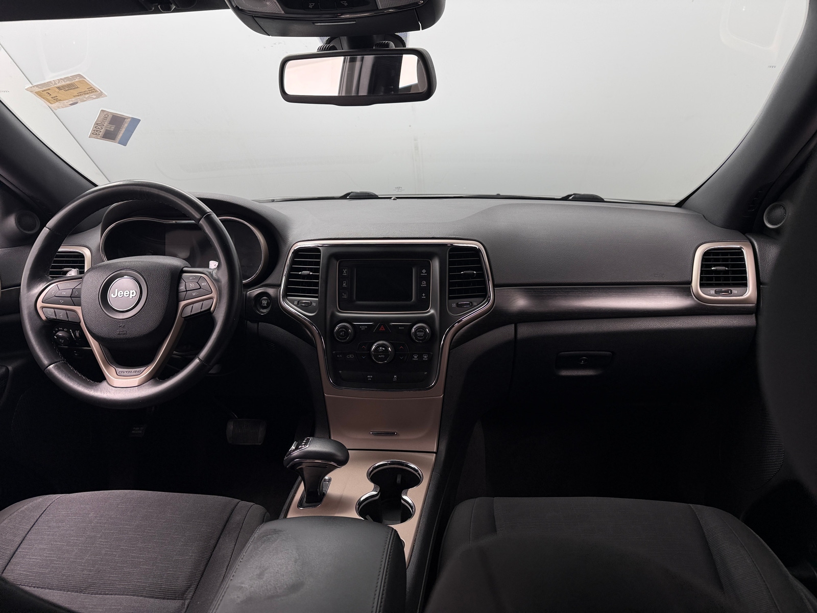 Thumbnail: 2015 Jeep Grand Cherokee - 3