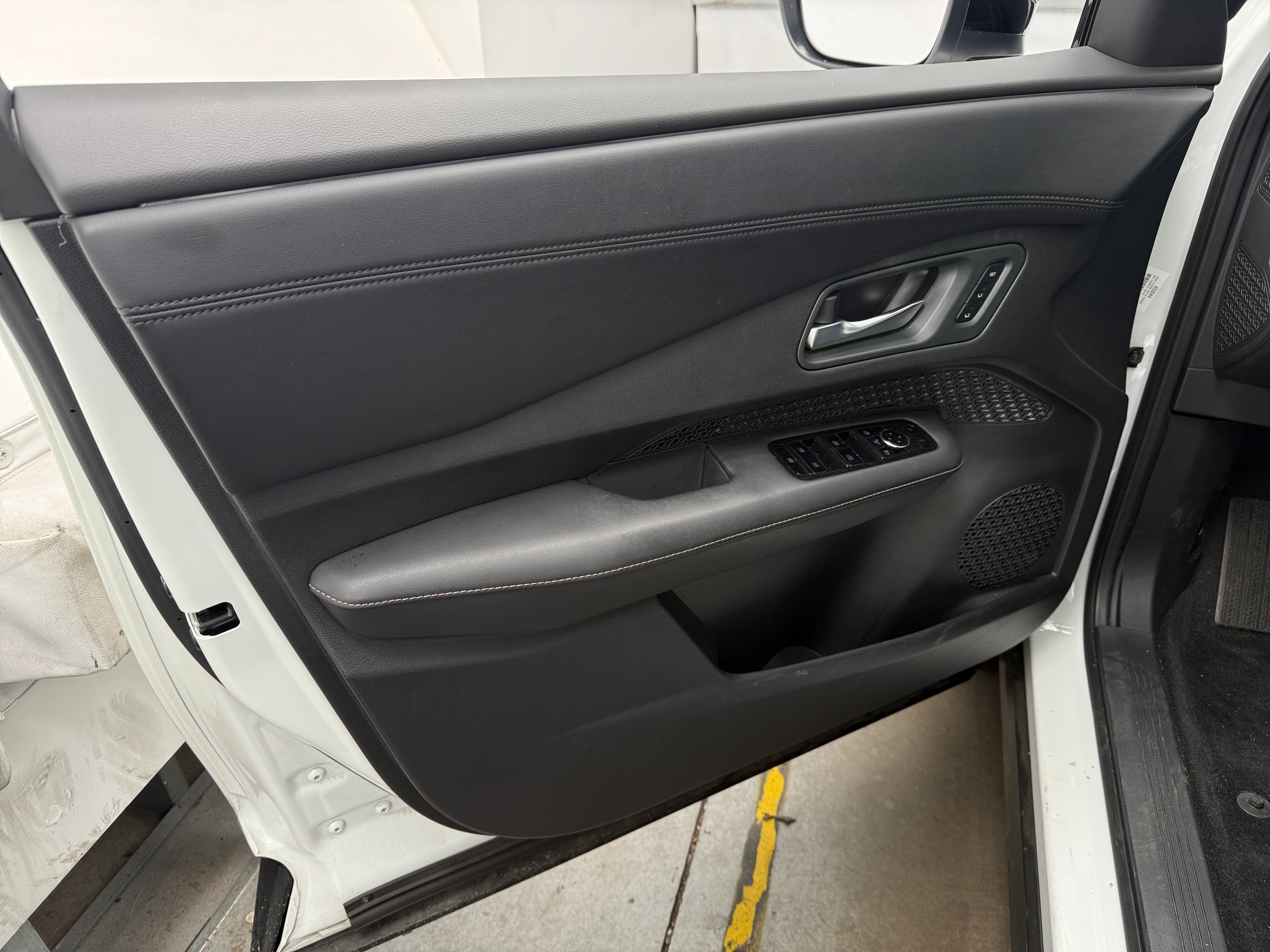 Used 2025 Nissan ARIYA Engage with VIN JN8AF0BE5SM462307 for sale in Auburn, WA
