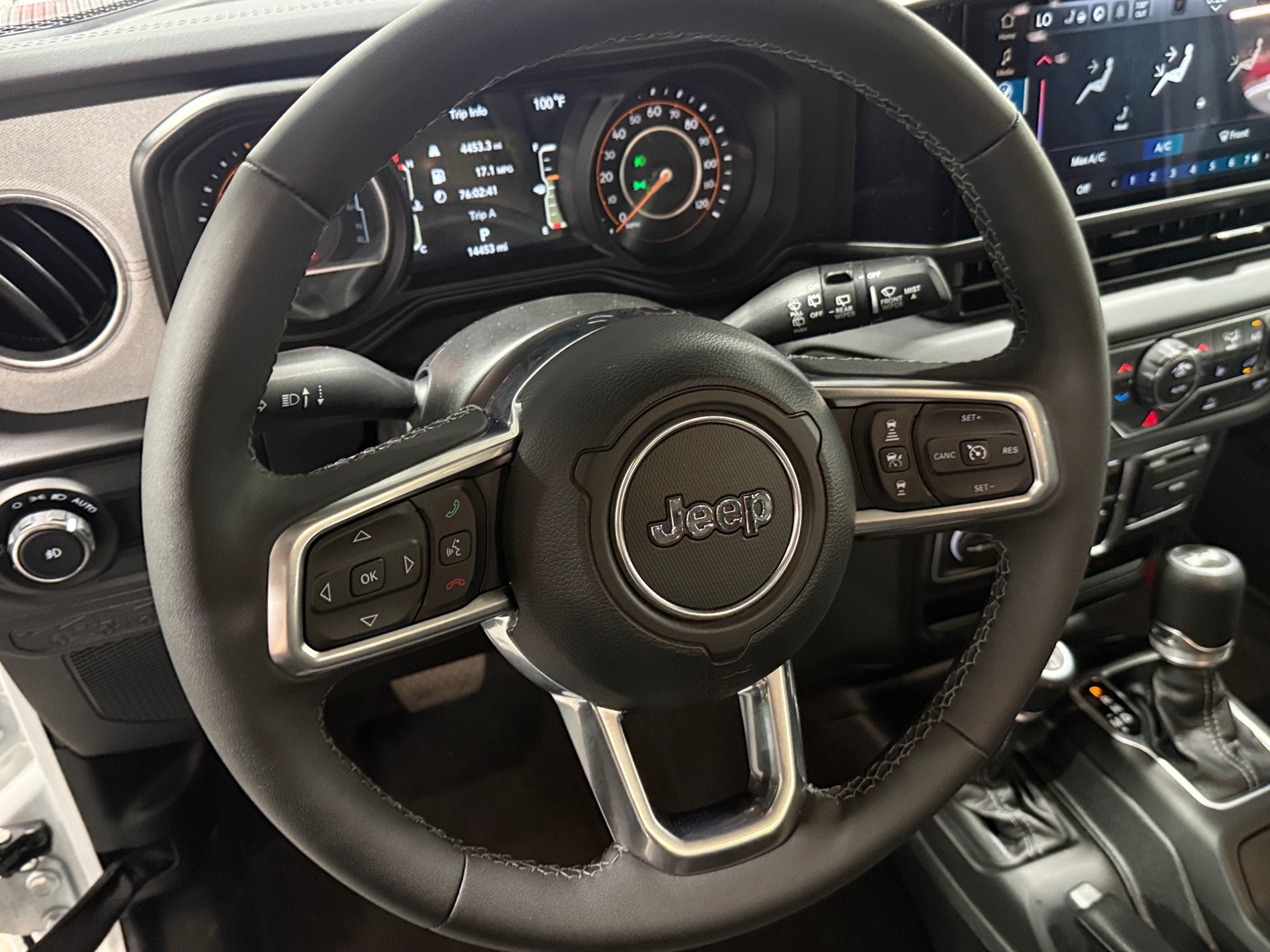 Thumbnail: 2026 Jeep Wrangler - 5