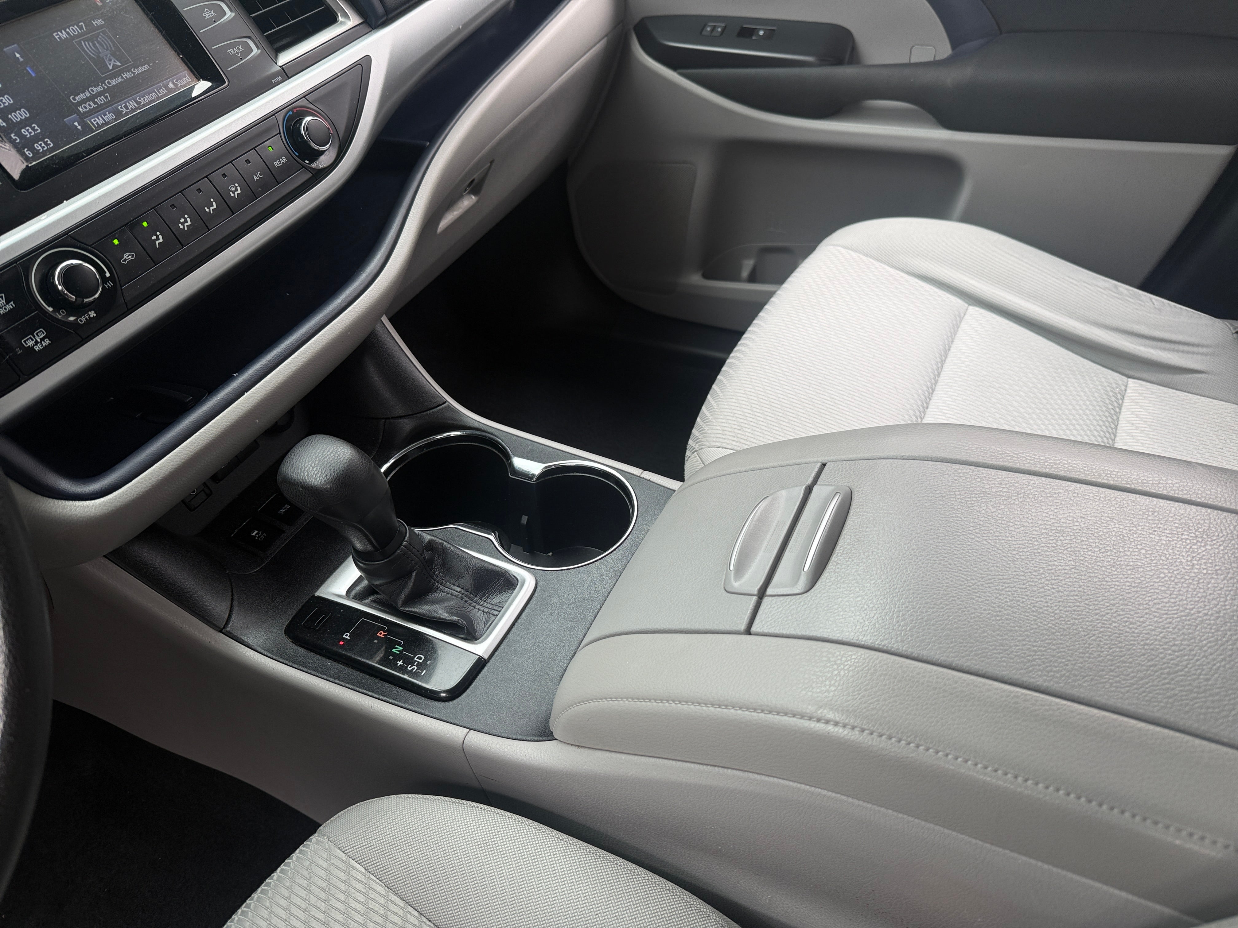 2017 Toyota Highlander