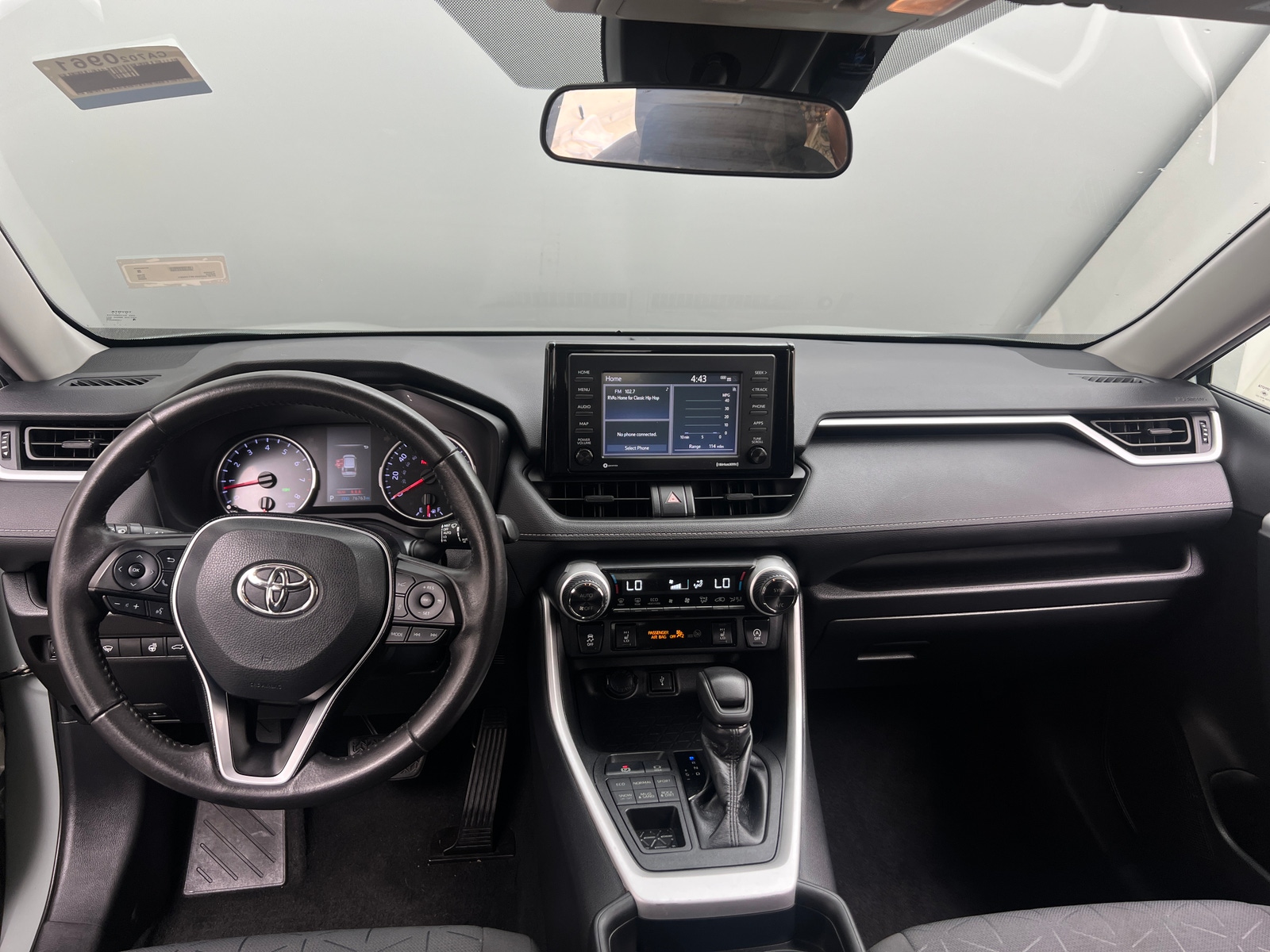 Thumbnail: 2020 Toyota RAV4 - 3