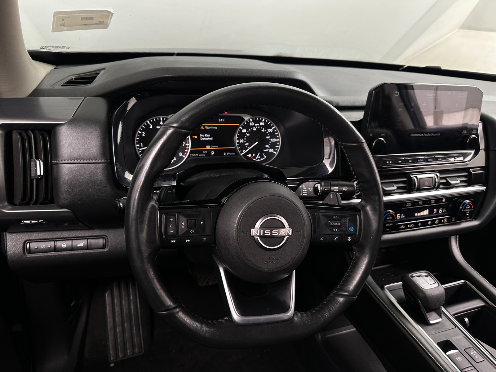 Thumbnail: 2024 Nissan Pathfinder - 4