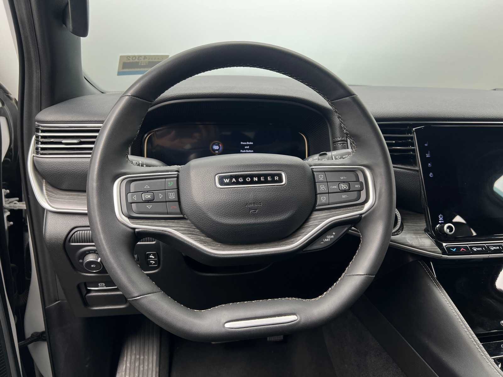 Thumbnail: 2024 Jeep Wagoneer - 4