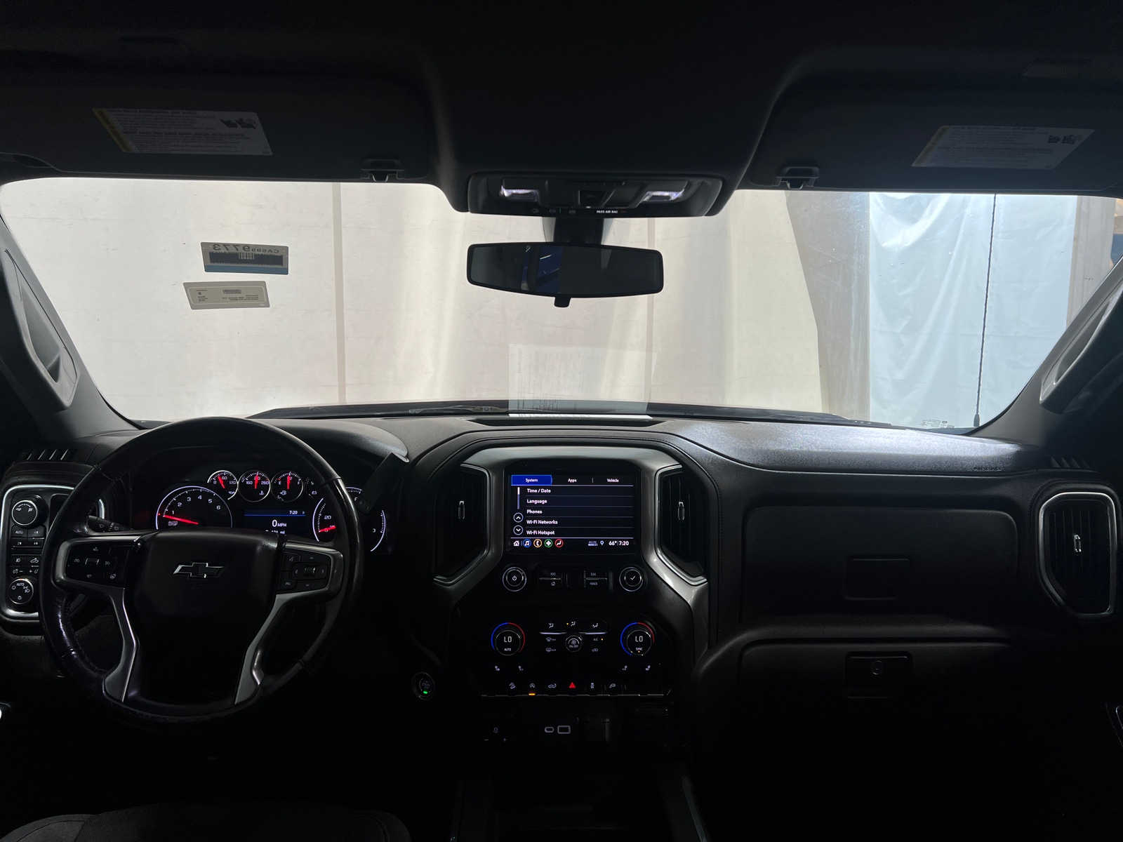 Thumbnail: 2019 Chevrolet Silverado 1500 - 3