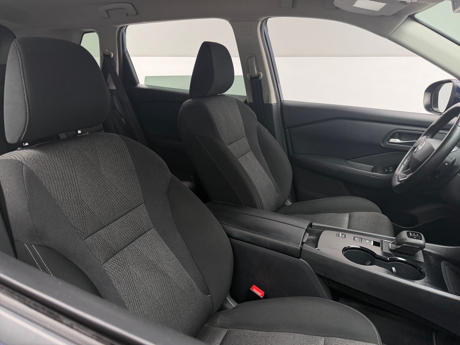 Thumbnail: 2025 Nissan Rogue - 2