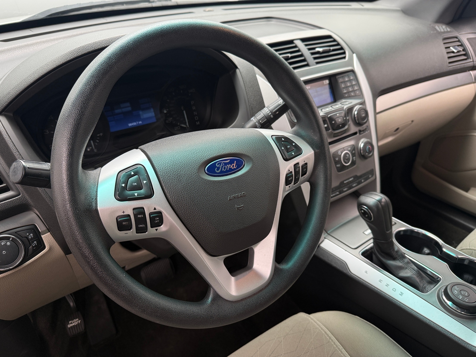 Thumbnail: 2015 Ford Explorer - 5