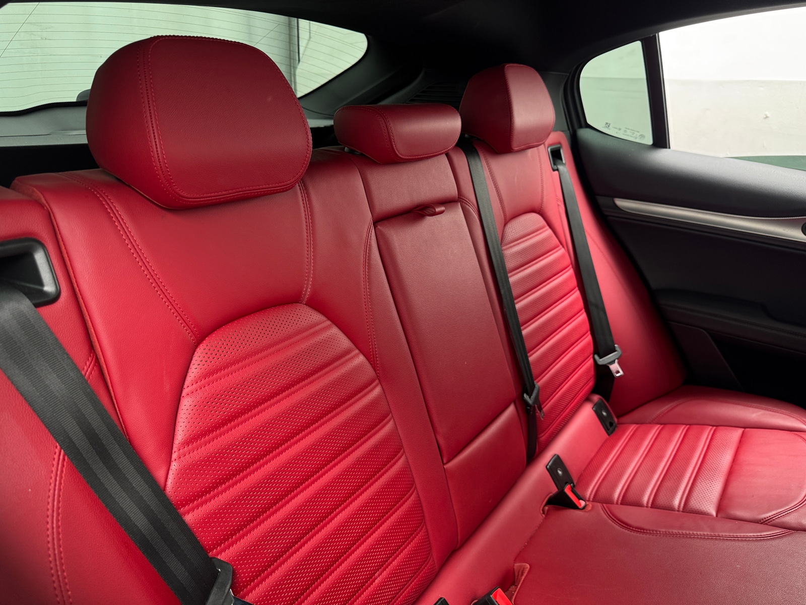 Thumbnail: 2023 Alfa Romeo Stelvio - 5