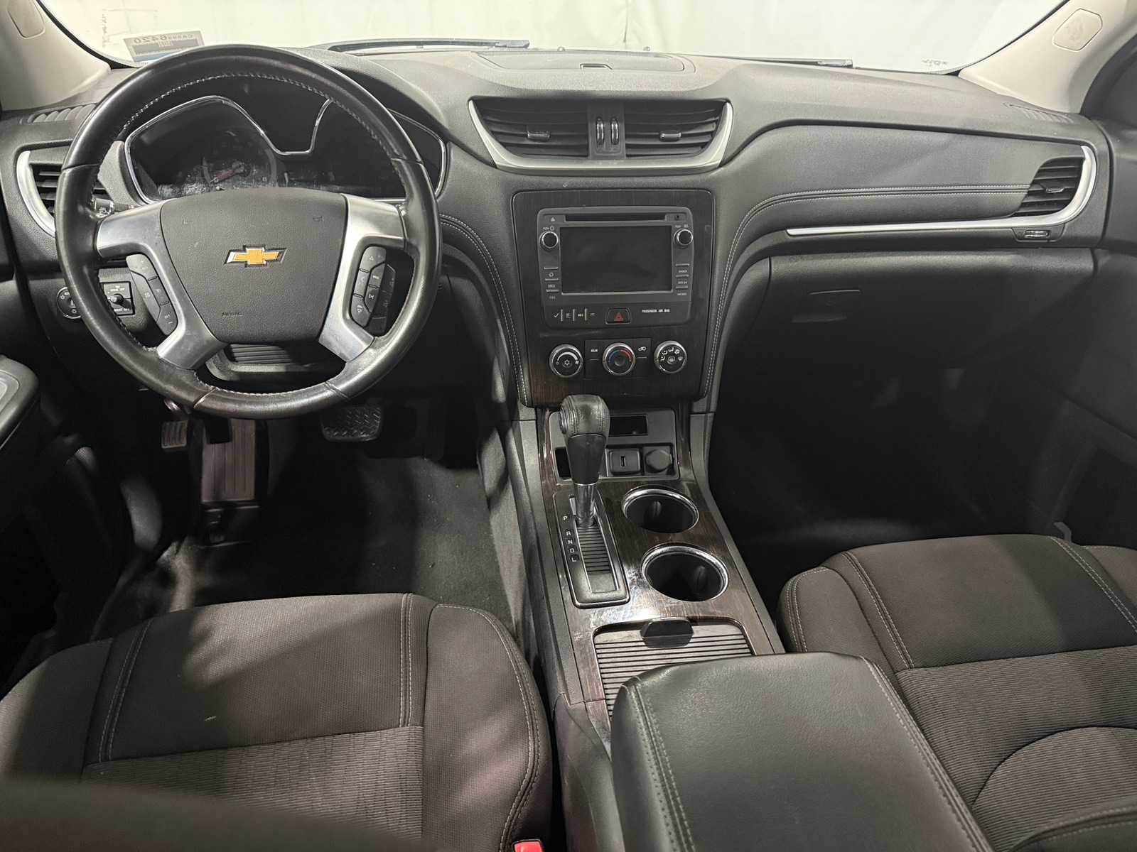 Thumbnail: 2017 Chevrolet Traverse - 3