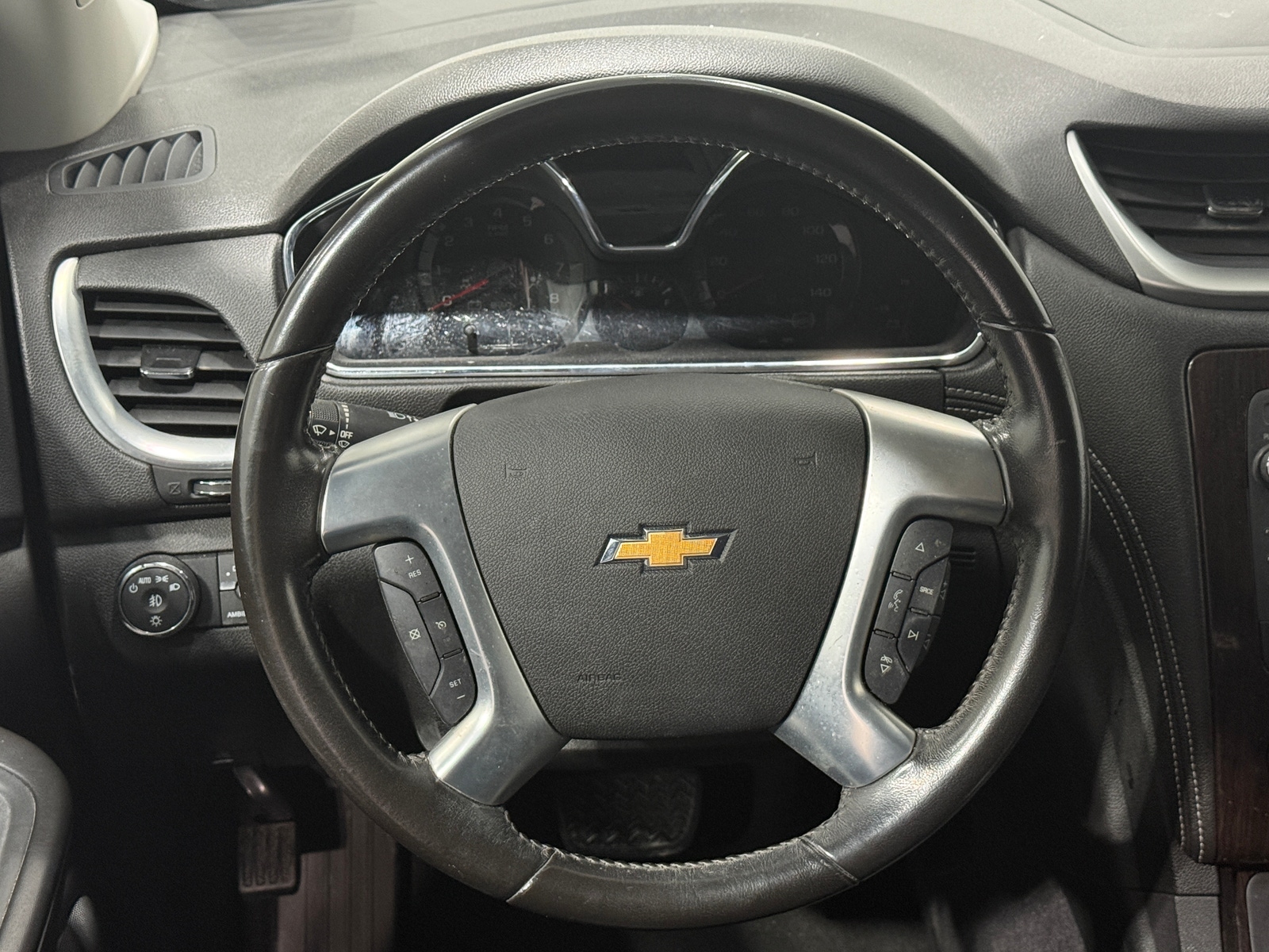 Thumbnail: 2017 Chevrolet Traverse - 5