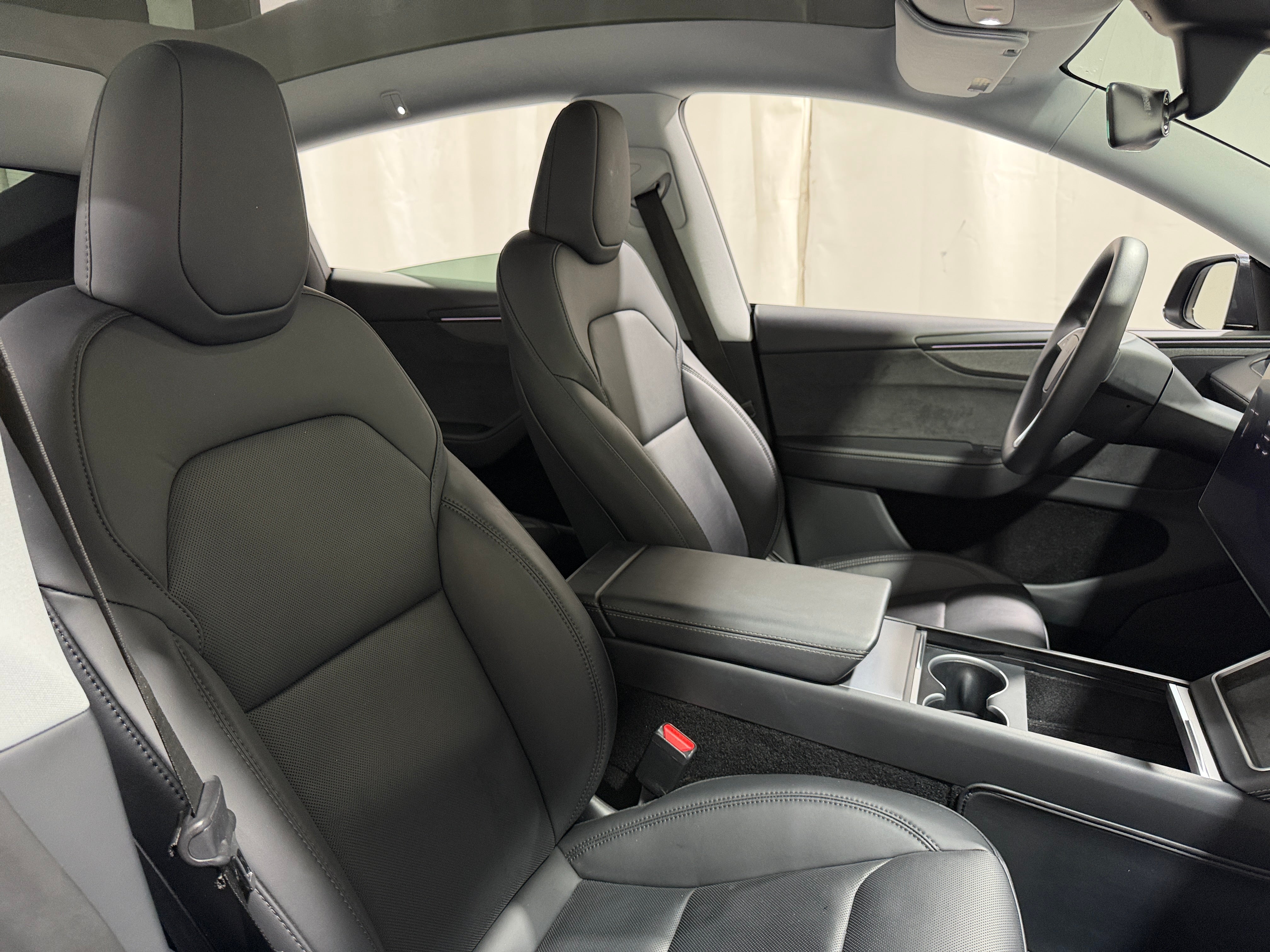 Used 2026 Tesla Model Y Long Range with VIN 7SAYGDEE0TA390551 for sale in Pewaukee, WI
