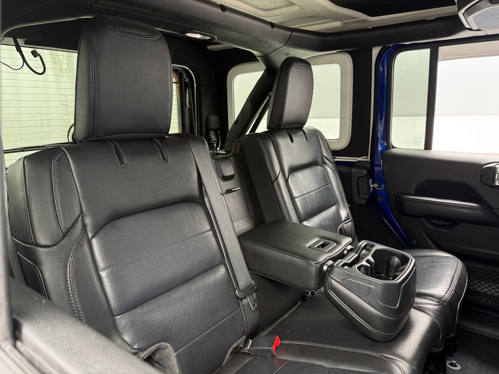 Thumbnail: 2020 Jeep Wrangler - 5