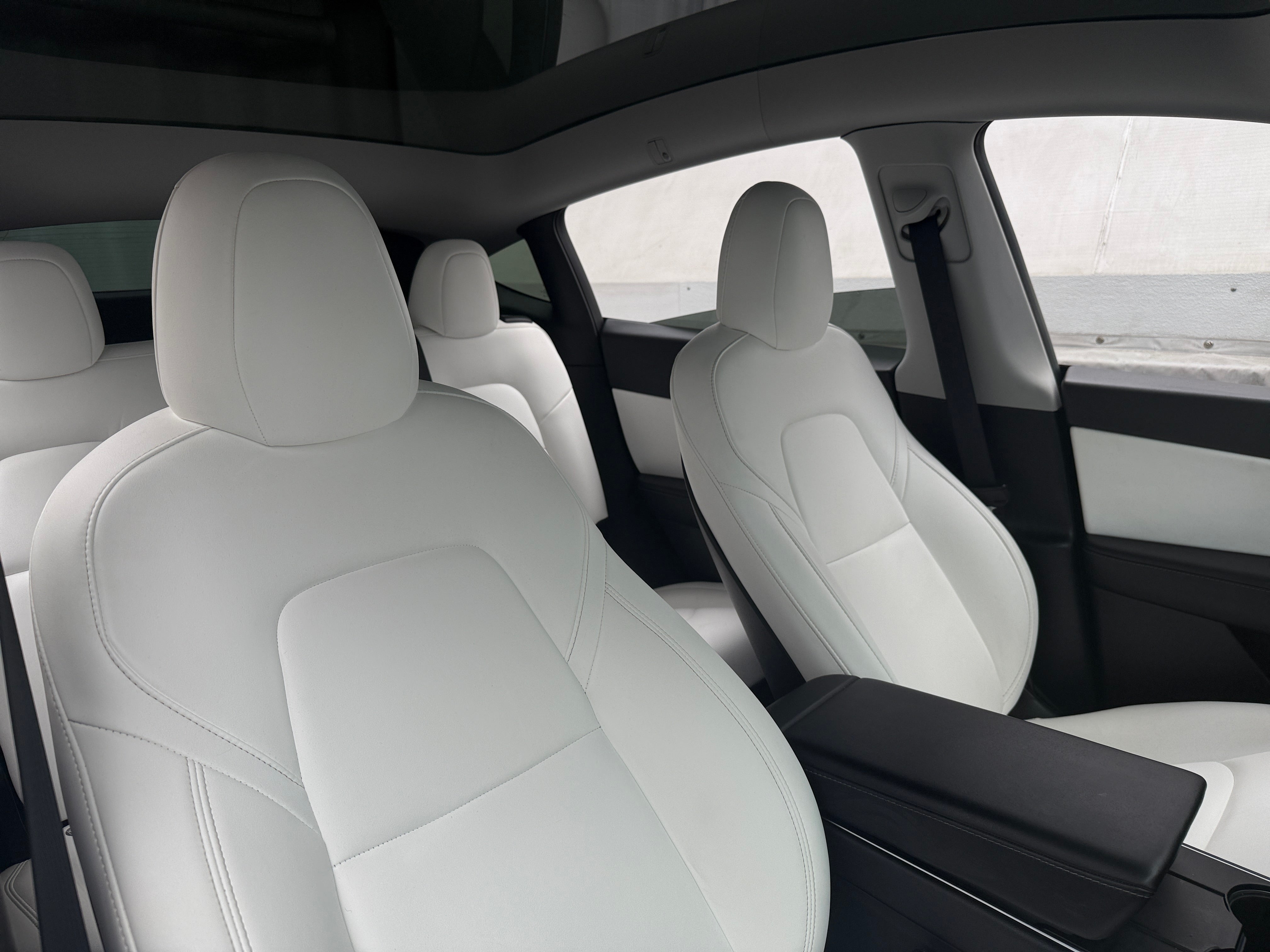 Used 2021 Tesla Model Y Performance with VIN 5YJYGDEF2MF072862 for sale in Pewaukee, WI